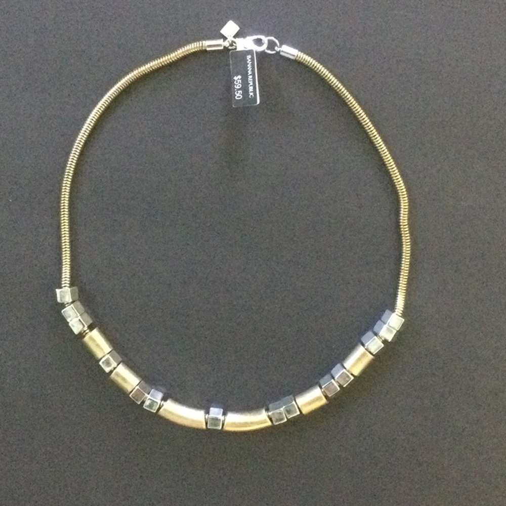 Banana republic necklace